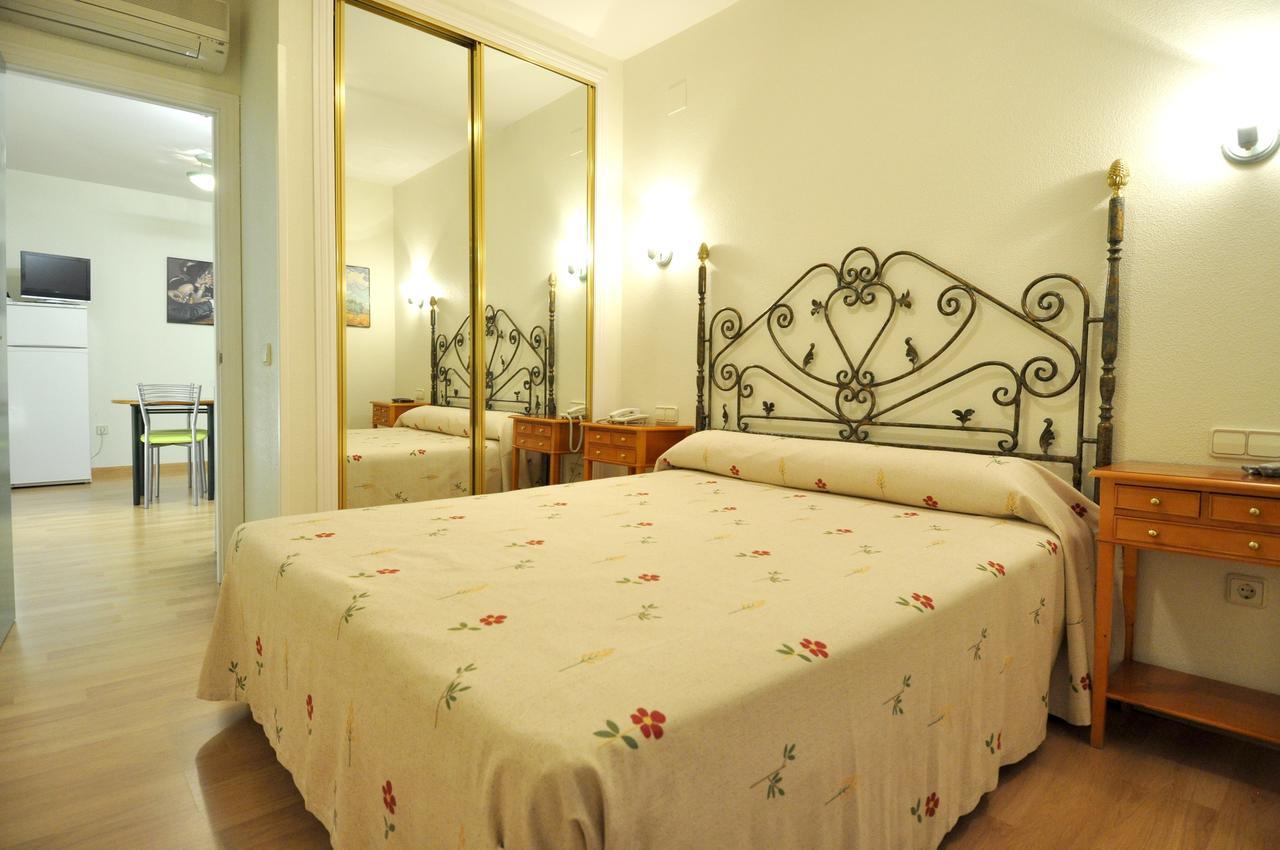 Hotel Apartamentos Aralso Sotillo La Lastrilla Ngoại thất bức ảnh