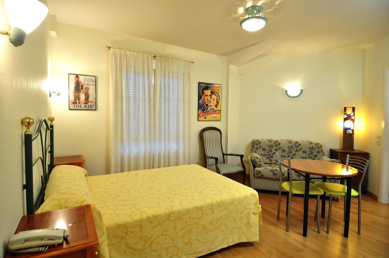 Hotel Apartamentos Aralso Sotillo La Lastrilla Ngoại thất bức ảnh